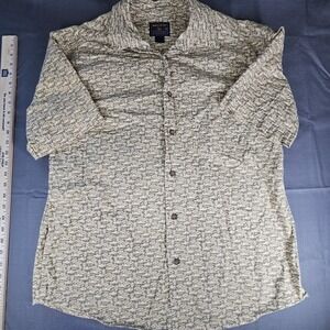 Woolrich Mens Short Sleeve Button Up Shirt All Over Print Size Medium